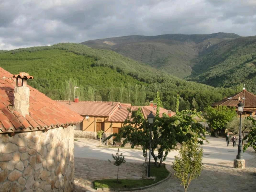 Complejo Rural Los Chozos Valle Del Jerte Exteriér fotografie
